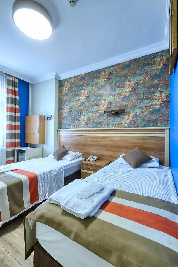 Fors Hotel Istanbul 3*,