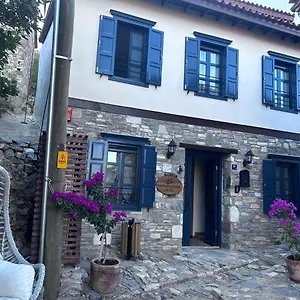 Domatia Stone Otel